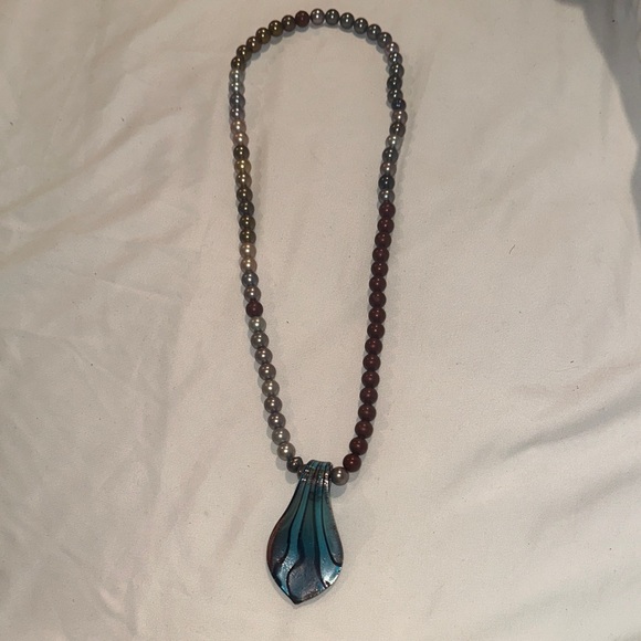 Jewelry - Chic Multicolor mother of pearls Beaded Necklace with Blue Pendant